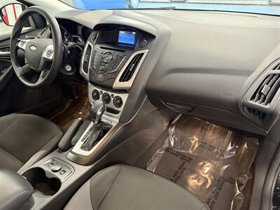 2014 Ford Focus SE   - Photo 11 - Grand Rapids, MI 49504