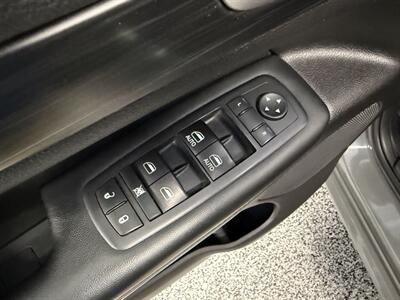 2020 Jeep Grand Cherokee Altitude   - Photo 22 - Grand Rapids, MI 49504