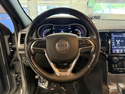 2020 Jeep Grand Cherokee Altitude   - Photo 12 - Grand Rapids, MI 49504