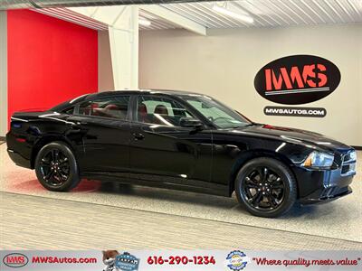 2014 Dodge Charger SXT   - Photo 1 - Grand Rapids, MI 49504