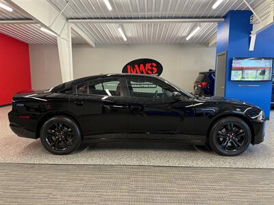 2014 Dodge Charger SXT   - Photo 8 - Grand Rapids, MI 49504