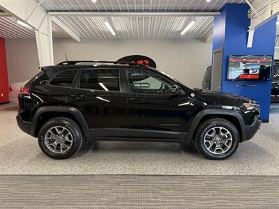 2022 Jeep Cherokee Trailhawk - Photo 5 - Grand Rapids, MI 49504