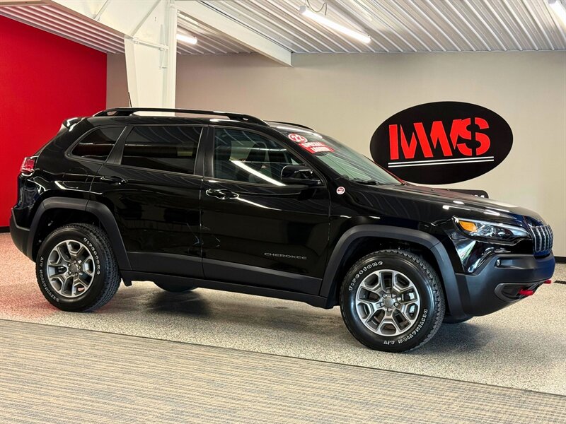 2022 Jeep Cherokee Trailhawk  