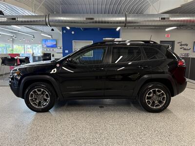 2022 Jeep Cherokee Trailhawk - Photo 3 - Grand Rapids, MI 49504
