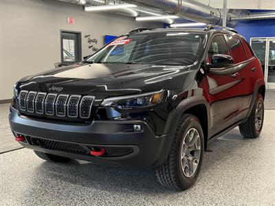 2022 Jeep Cherokee Trailhawk - Photo 2 - Grand Rapids, MI 49504