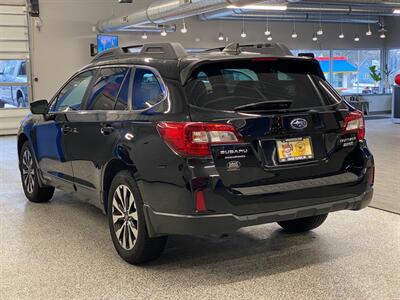 2017 Subaru Outback 2.5i Limited   - Photo 5 - Grand Rapids, MI 49504