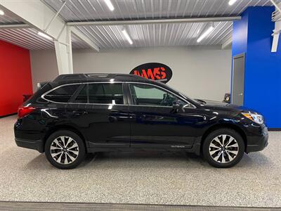 2017 Subaru Outback 2.5i Limited   - Photo 8 - Grand Rapids, MI 49504