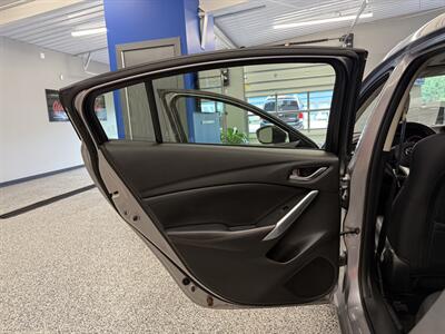 2015 Mazda Mazda6 i Grand Touring - Photo 23 - Grand Rapids, MI 49504