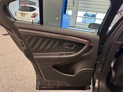 2018 Ford Taurus Limited   - Photo 20 - Grand Rapids, MI 49504