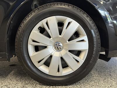 2014 Volkswagen Jetta SE   - Photo 9 - Grand Rapids, MI 49504
