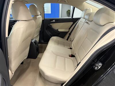 2014 Volkswagen Jetta SE   - Photo 17 - Grand Rapids, MI 49504