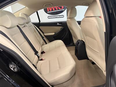 2014 Volkswagen Jetta SE   - Photo 13 - Grand Rapids, MI 49504