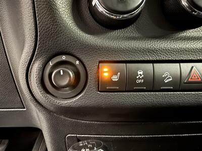 2012 Jeep Wrangler Unlimited Sahara   - Photo 14 - Grand Rapids, MI 49504