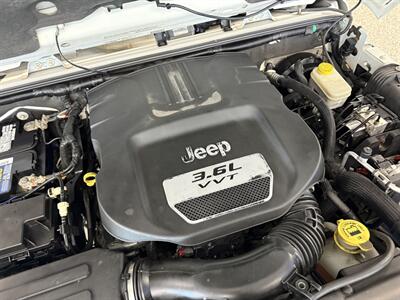 2012 Jeep Wrangler Unlimited Sahara   - Photo 5 - Grand Rapids, MI 49504