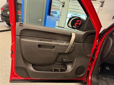 2012 GMC Sierra 1500 SLE - Photo 22 - Grand Rapids, MI 49504