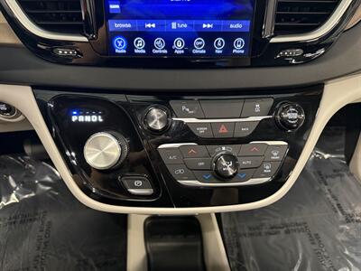 2017 Chrysler Pacifica Touring-L - Photo 23 - Grand Rapids, MI 49504