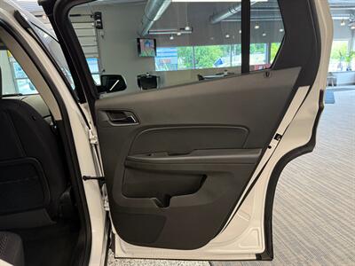 2017 GMC Terrain SLE-2   - Photo 15 - Grand Rapids, MI 49504
