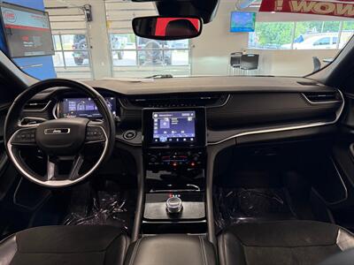 2022 Jeep Grand Cherokee L Laredo   - Photo 26 - Grand Rapids, MI 49504