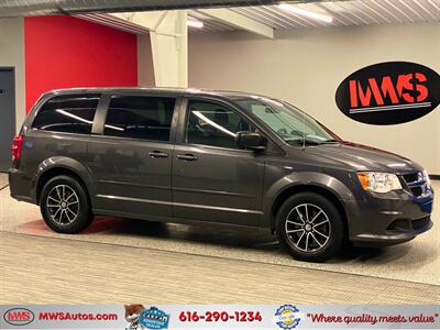 2015 Dodge Grand Caravan SE   - Photo 1 - Grand Rapids, MI 49504