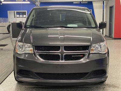 2015 Dodge Grand Caravan SE   - Photo 2 - Grand Rapids, MI 49504