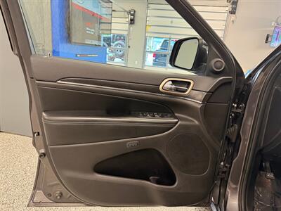 2015 Jeep Grand Cherokee Limited   - Photo 21 - Grand Rapids, MI 49504