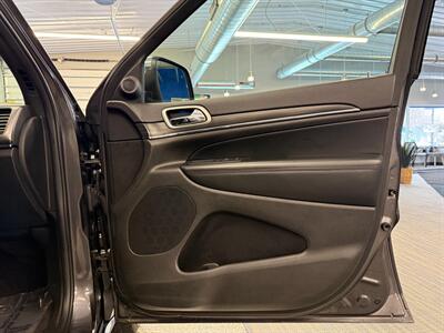 2019 Jeep Grand Cherokee Limited   - Photo 15 - Grand Rapids, MI 49504