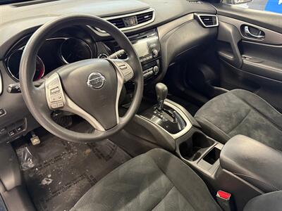 2016 Nissan Rogue SV - Photo 24 - Grand Rapids, MI 49504