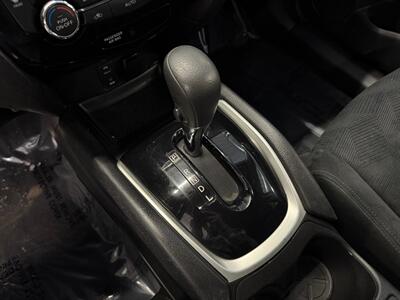 2016 Nissan Rogue SV - Photo 26 - Grand Rapids, MI 49504