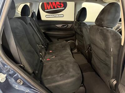 2016 Nissan Rogue SV - Photo 14 - Grand Rapids, MI 49504