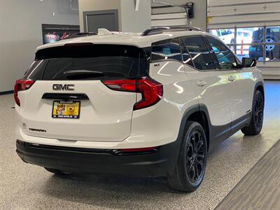 2020 GMC Terrain SLT   - Photo 8 - Grand Rapids, MI 49504