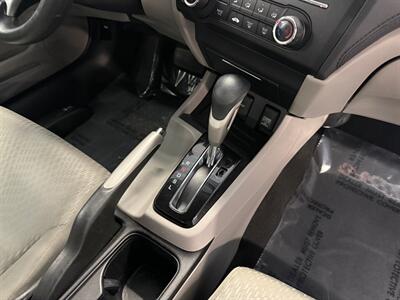 2015 Honda Civic LX   - Photo 13 - Grand Rapids, MI 49504
