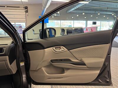 2015 Honda Civic LX   - Photo 12 - Grand Rapids, MI 49504