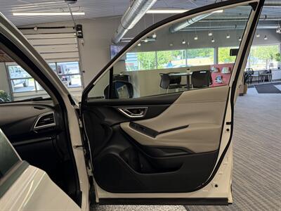 2021 Subaru Forester Premium - Photo 13 - Grand Rapids, MI 49504