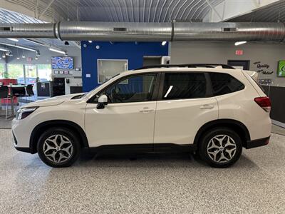 2021 Subaru Forester Premium - Photo 4 - Grand Rapids, MI 49504