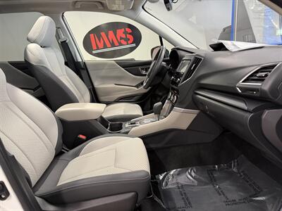 2021 Subaru Forester Premium - Photo 14 - Grand Rapids, MI 49504