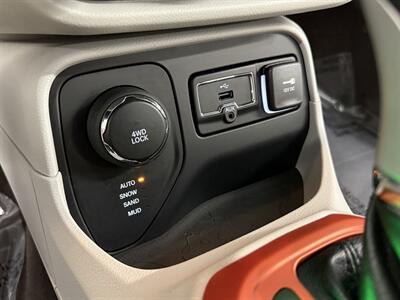 2015 Jeep Renegade Limited - Photo 32 - Grand Rapids, MI 49504