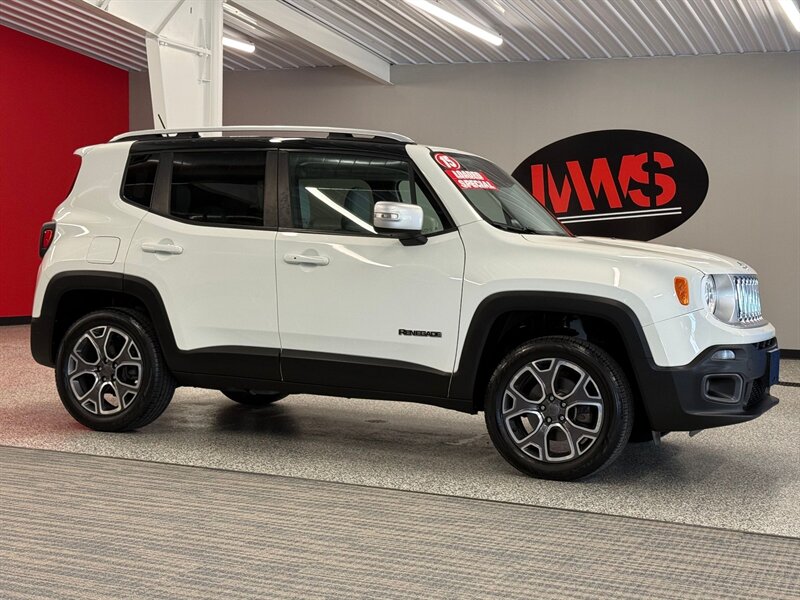 Alpine White 2015 Jeep Renegade SUV / Crossover Four-Wheel Drive Automatic