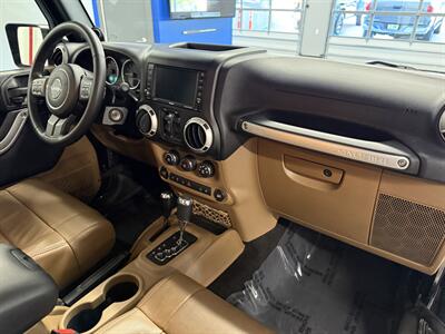 2012 Jeep Wrangler Unlimited Sahara   - Photo 2 - Grand Rapids, MI 49504