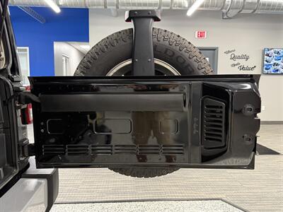 2012 Jeep Wrangler Unlimited Sahara   - Photo 27 - Grand Rapids, MI 49504