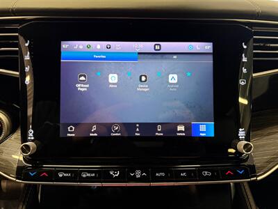 2022 Jeep Wagoneer Series III   - Photo 32 - Grand Rapids, MI 49504