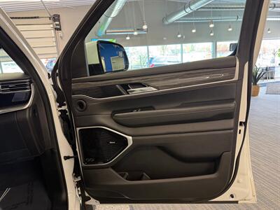 2022 Jeep Wagoneer Series III   - Photo 20 - Grand Rapids, MI 49504