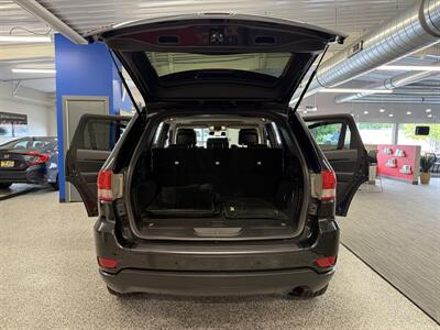 2013 Jeep Grand Cherokee Laredo - Photo 41 - Grand Rapids, MI 49504