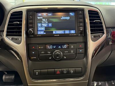 2013 Jeep Grand Cherokee Laredo - Photo 14 - Grand Rapids, MI 49504