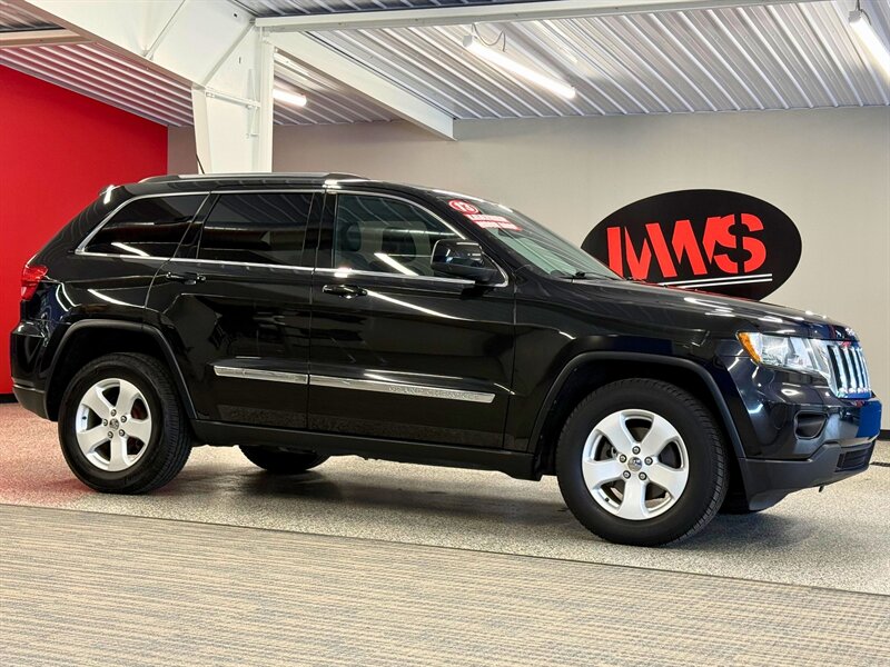 2013 Jeep Grand Cherokee Laredo   - Photo 1 - Grand Rapids, MI 49504