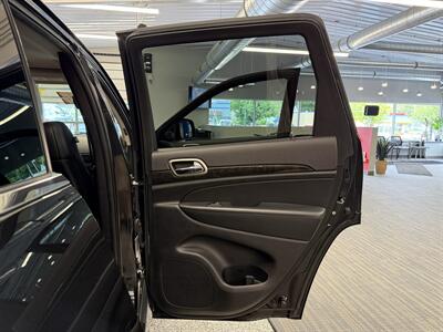 2013 Jeep Grand Cherokee Laredo - Photo 31 - Grand Rapids, MI 49504