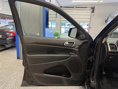 2013 Jeep Grand Cherokee Laredo - Photo 27 - Grand Rapids, MI 49504