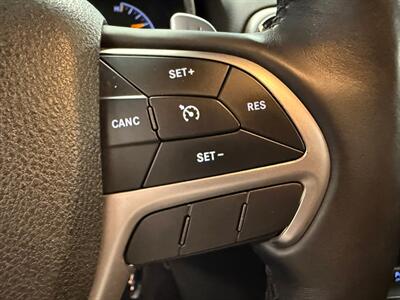 2017 Jeep Grand Cherokee Laredo   - Photo 26 - Grand Rapids, MI 49504