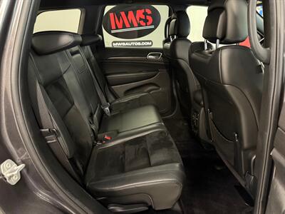 2017 Jeep Grand Cherokee Laredo   - Photo 12 - Grand Rapids, MI 49504