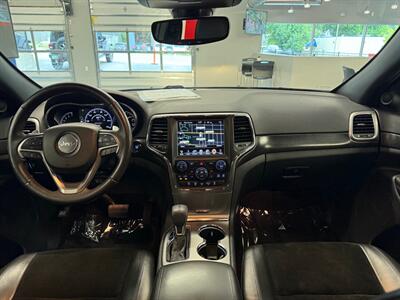2017 Jeep Grand Cherokee Laredo   - Photo 27 - Grand Rapids, MI 49504