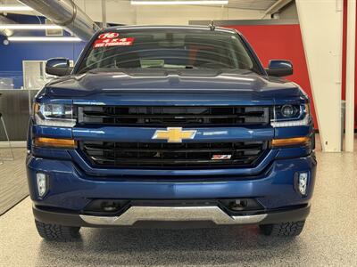 2016 Chevrolet Silverado 1500 LT Z71 - Photo 2 - Grand Rapids, MI 49504